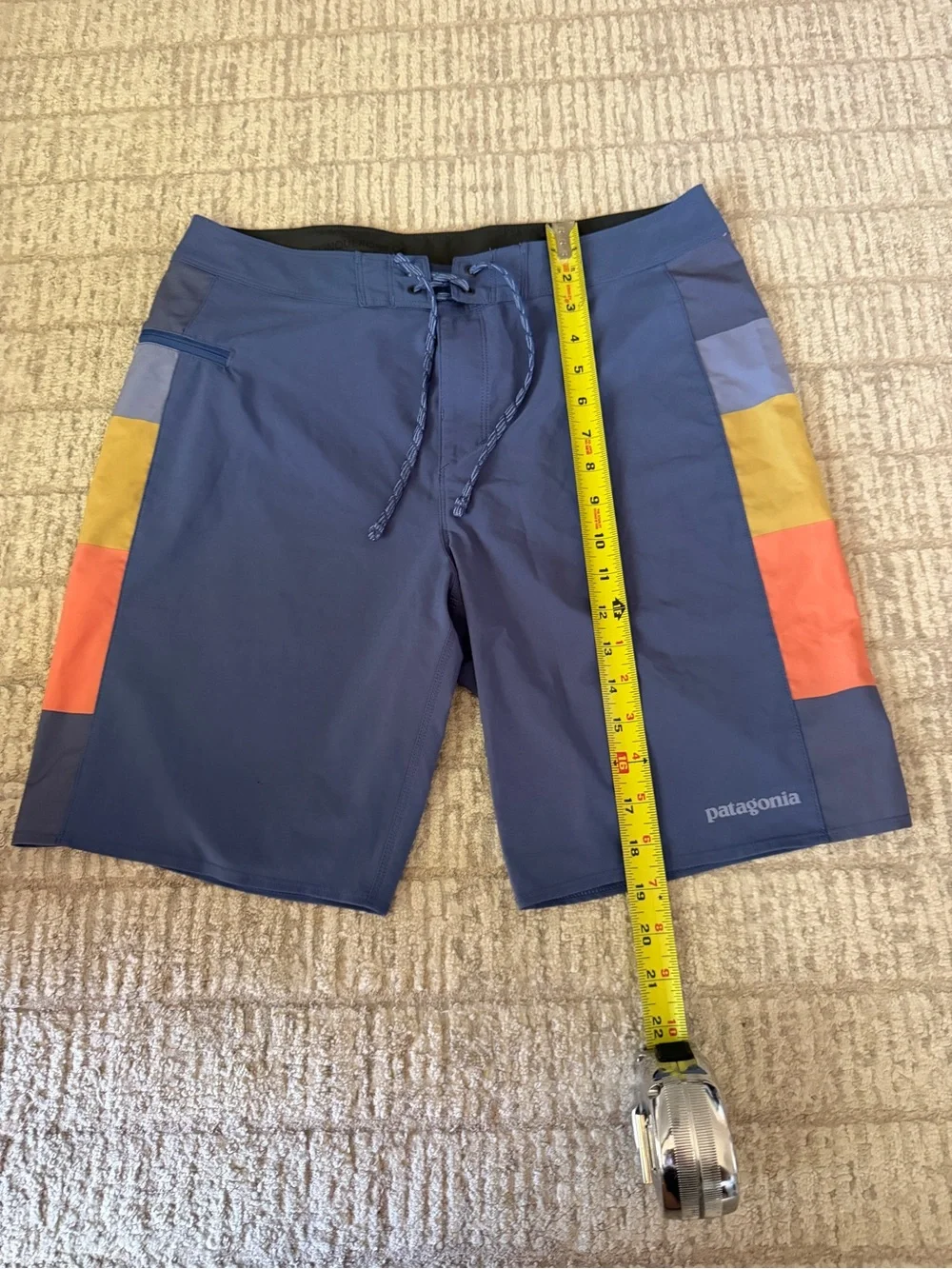 Patagonia Men’s Hydropeak Blue Colorblock Swim Trunks size 31